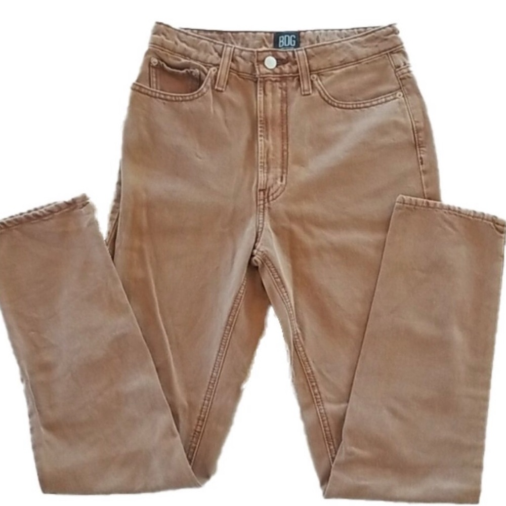 tan UO mom jeans